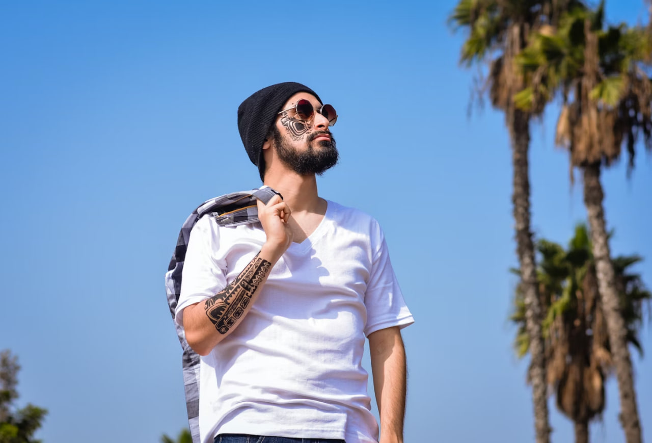 Uomini attivi che mantengono uno stile di vita sano